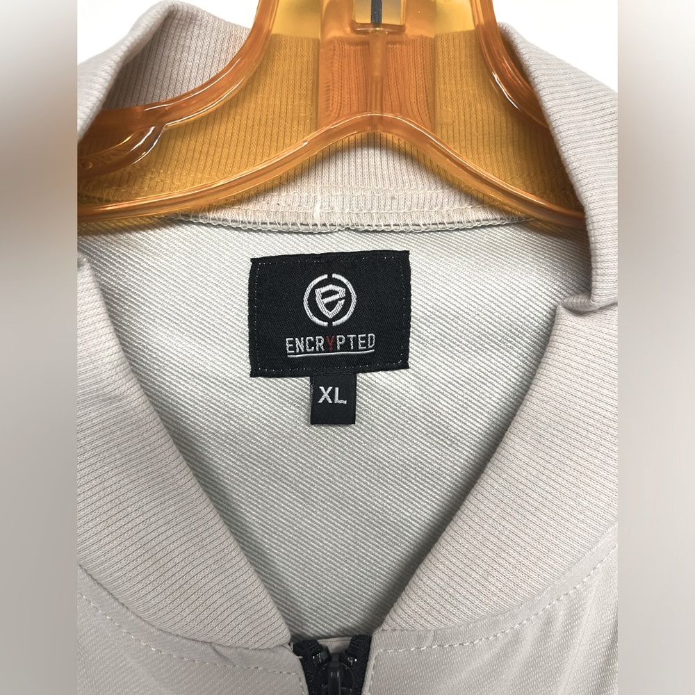 Encrypted cargo tech jacket. - Picture 3 of 6